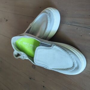 Sperry Big Kids Salty washable Slip on Sneaker Sz 1